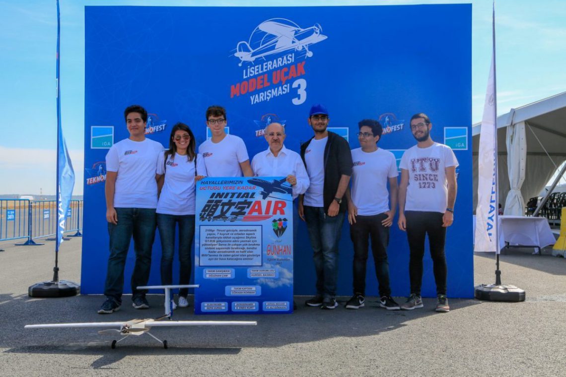 Hayalleri, İstanbul Yeni Havalimanı’nda göklere yükseldi