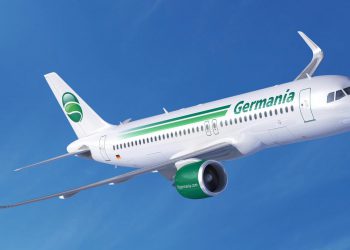 Alman havayolu şirketi Germania iflas etti