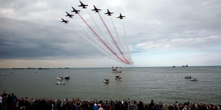 Türk Yıldızları’nın gösteri hazırlıkları tüm hızıyla sürüyor