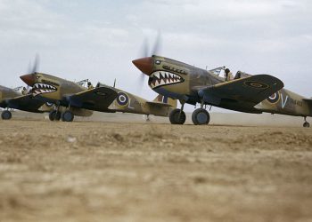 2. Dünya Savaşı’ndaki uçaklar yeni gibi renklendirildi