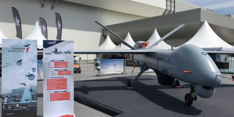 Yerli İHA ANKA Malezya’da görücüye çıktı