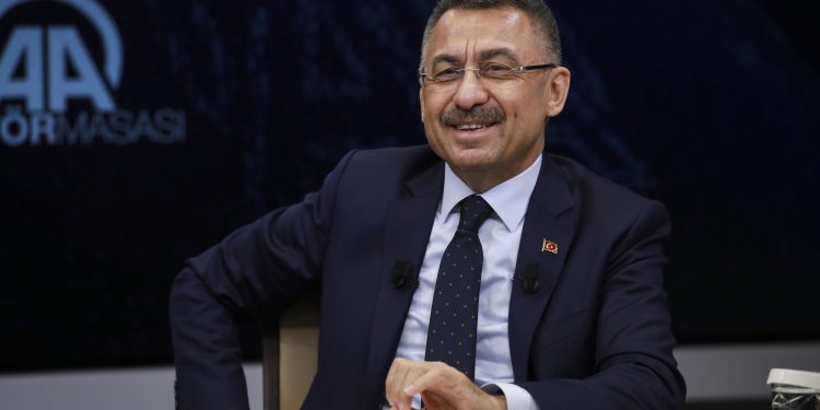 “S-400’le ilgili Türkiye çıkarları neyse onu yapıyor”