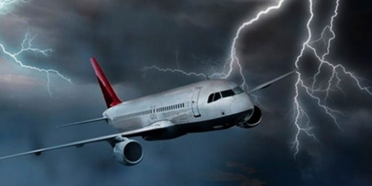 Uçaklar için en tehlikeli 8 risk