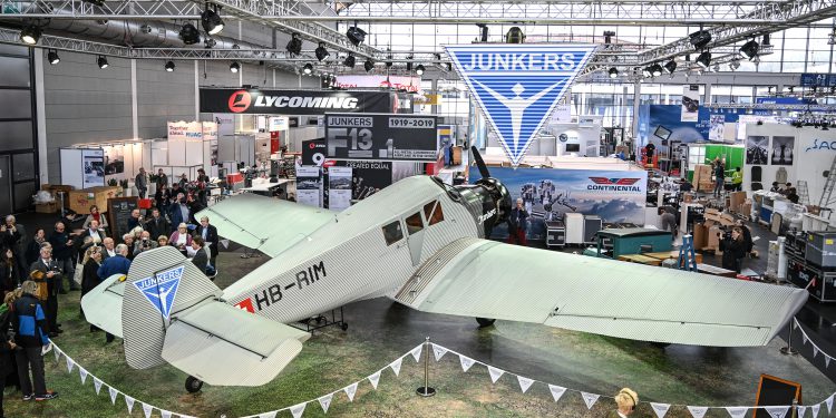Aero Friedrichshafen fuarı başladı