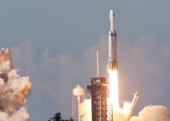 SpaceX’ten tarihi başarı