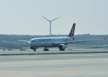 İlk uçuşu 86 yıl önceki gibi yine Ankara oldu