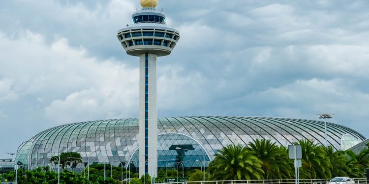 Drone sorunu Singapur Changi’ye sıçradı