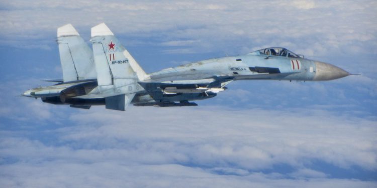 Kırım açıklarında havada tehlikeli yakınlaşma