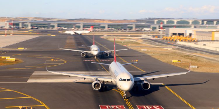 İstanbul’a havadan 58 milyon yolcu