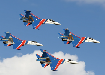 Russian Knights 5 adet Su-30’la Teknofest’te