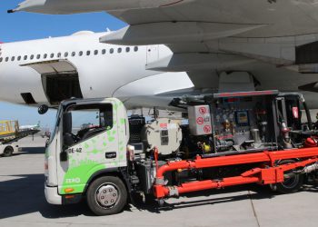 Uçaklara yakıt ikmali daha hızlı yapılacak