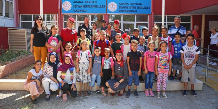 THY’nin “İyilik Melekleri” Adana ve Mersin’deydi