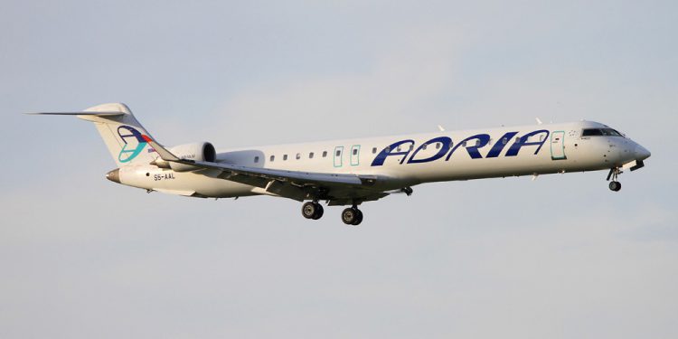 Adria Airways uçuşlarını askıya aldı