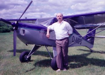 Uçma hayalini yaptığı uçakla Almanya’da gerçekleştirdi