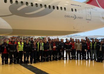 THY Teknik ilk Boeing 787’ye A bakımını yaptı