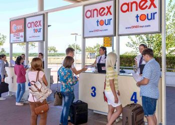 Rus Thomas Cook’u Türk şirket satın aldı