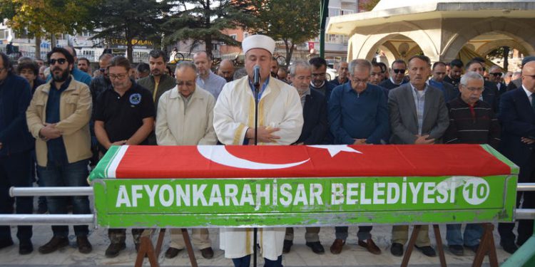 Pilot Hakan Çetinkaya sonsuzluğa uğurlandı