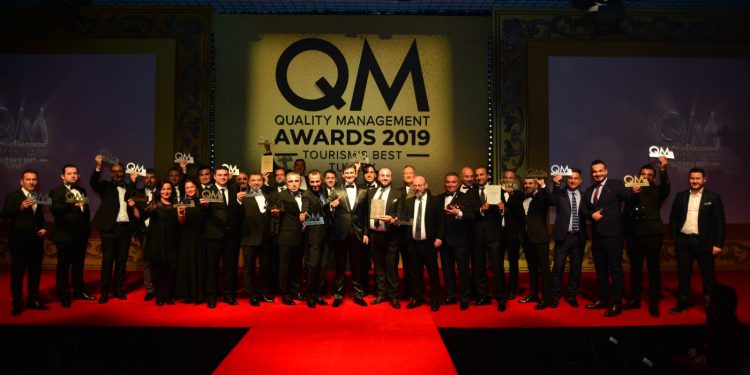 Corendon, turizmin Oscar’ı QM Awards’ta ödülleri topladı