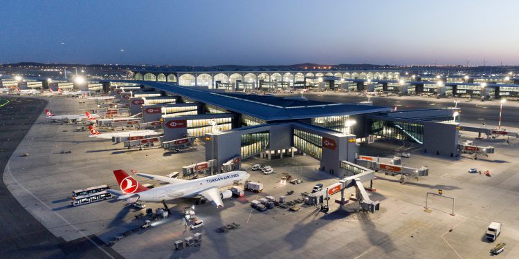 Cam kenarı mı, koridor mu?