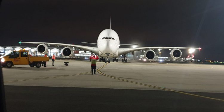 İstanbul Havalimanı A380 ile tanıştı