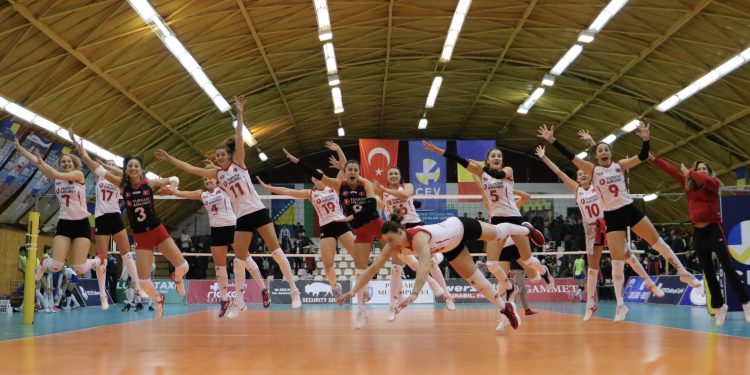 THY Avrupa’da zirveye yürüyor