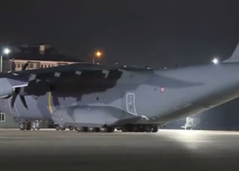 Çin’deki Türk vatandaşları yurda döndü