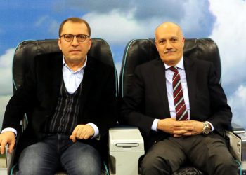 Üniversitelerin pilotaj eğitimi kaç yıl olmalı?