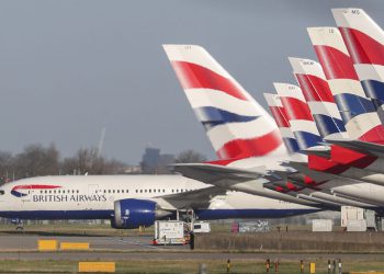 Avrupa’da uçuşlara fırtına engeli