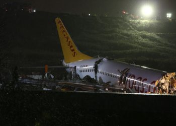 Uçak ile kule arasında neler konuşuldu?