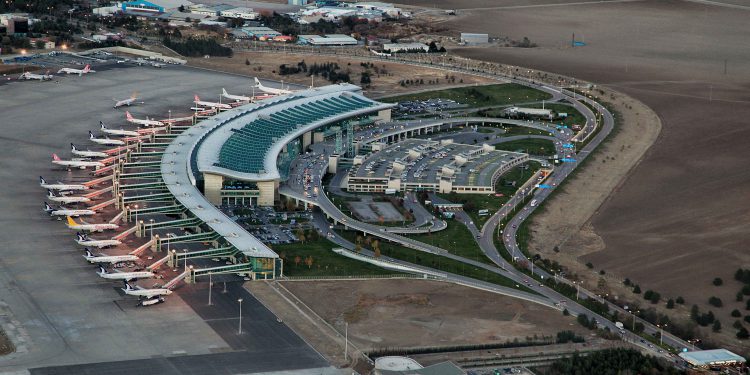 TAV’ın 4 havalimanı “hizmet kalitesinde” Avrupa’da zirvede