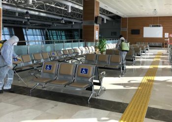 Havalimanlarında koronavirüs önlemleri sürüyor