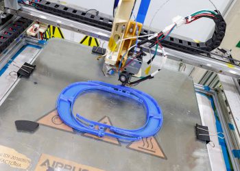 Airbus yüz maskesi üretmeye başladı