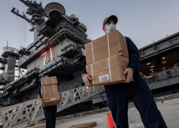 ABD uçak gemisindeki COVID-19 vakası 655 oldu