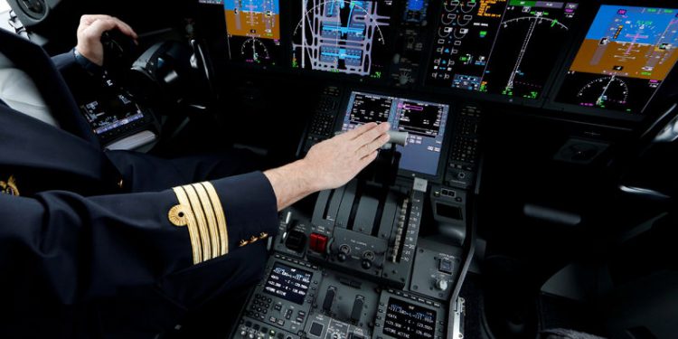 TALPA Dünya Pilotlar Günü’nü ünlülerle kutladı