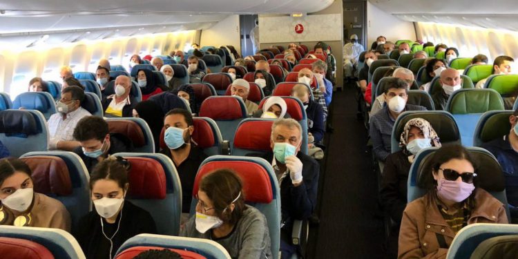 Yurt dışındaki Türkler 105 seferle tahliye edilecek