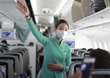 Hangi havayolları uçuşta maske zorunluluğu getirdi?