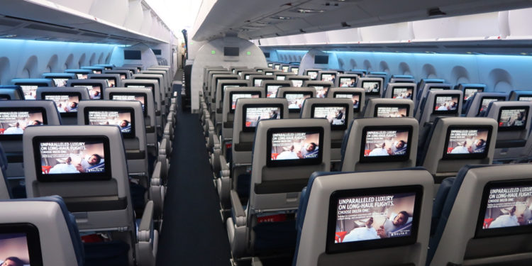 Koronavirüste en çok risk alan havayolu Şangay’a sefer başlatıyor