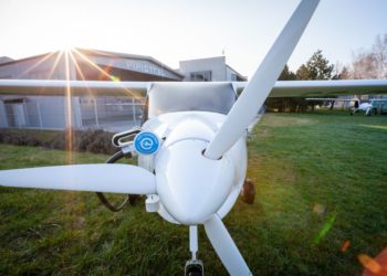 Tamamen elektrikli ilk uçak sertifika aldı