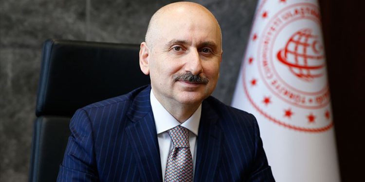 Bakan Karaismailoğlu:  “Covid-19 için can suyu verdik”