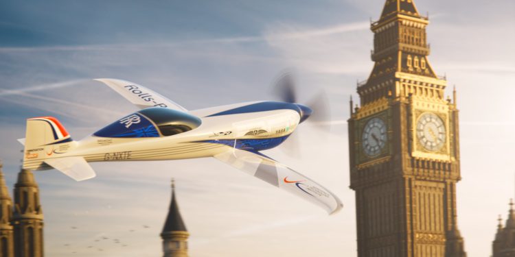 Geleceğin uçak motorunun testleri başladı