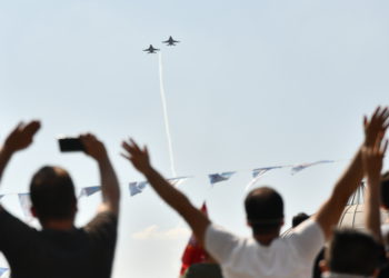 İki SOLOTÜRK aynı anda gösteri yaptı