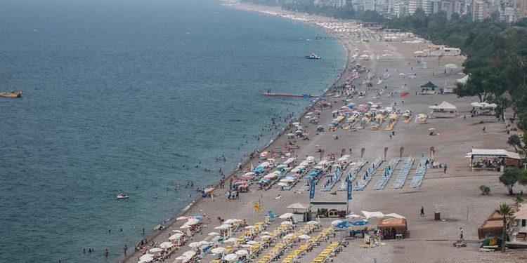 Türkiye bu yılın 9 ayında yaklaşık 12 milyon ziyaretçi ağırladı