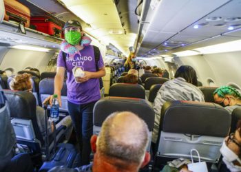 Enfekte yolcudan virüs 54 saat sonra bulaşıyor