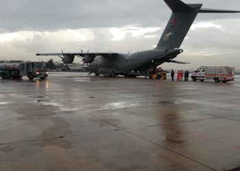 Askeri uçaklar İzmir için harekete geçti