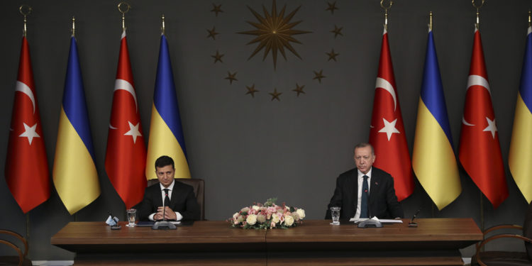 Ukrayna Devlet Başkanı’ndan startejik ortaklık için “savunma sanayi” vurgusu