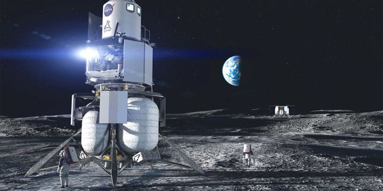 Jeff Bezoz’un Ay’a iniş için 13’üncü deneme uçuşu da tamam!