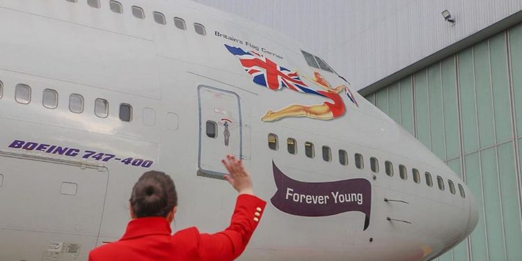 ‘Forever Young’ son uçuşunu gerçekleştirdi