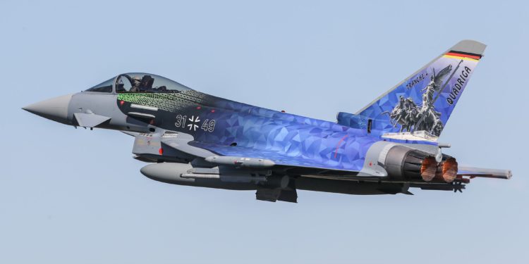 Almanya Airbus’a 38 Eurofighter siparişi verdi