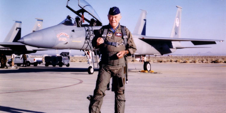 Efsane pilot Yeager 97 yaşında hayatını kaybetti
