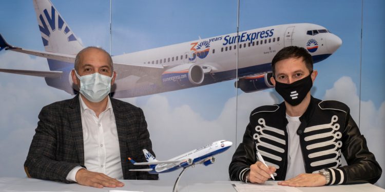 SunExpress, DJ Burak Yeter’in havayolu partneri oldu